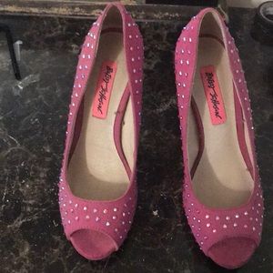 Pinkley stones heels